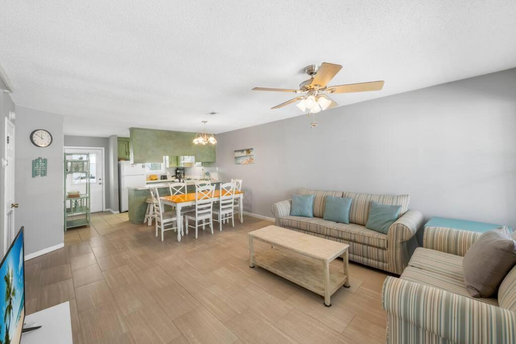 New! Steps To White Sand Beaches! Pool & Grill! 2Br 2Ba Panama City Beach Exterior foto